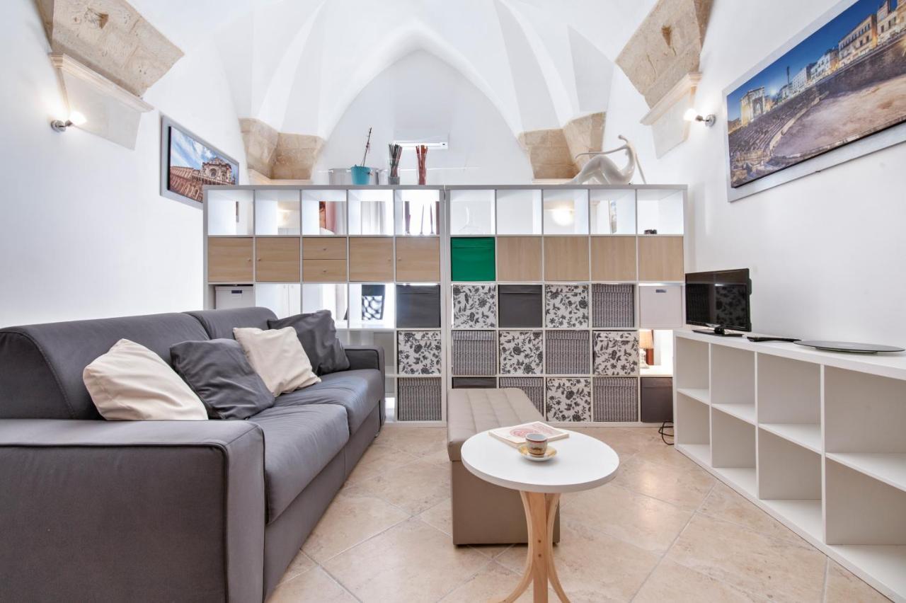 Mesagnesi 6 - Loft Centro Storico Sit Apartment Lecce Bagian luar foto