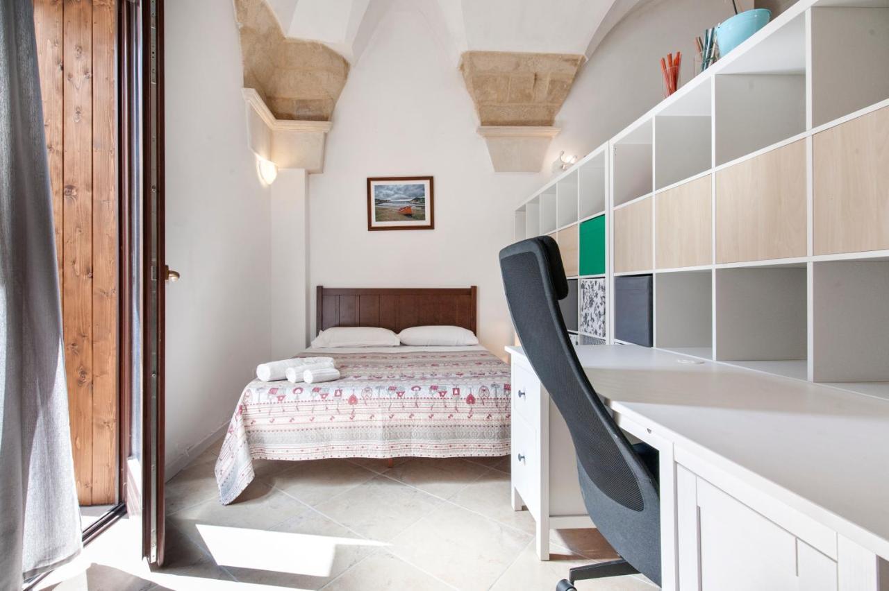 Mesagnesi 6 - Loft Centro Storico Sit Apartment Lecce Bagian luar foto